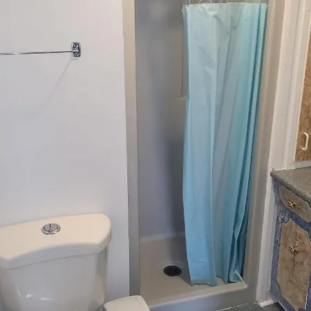 Cozy Quiet Place Next To Hwy Smart Tv+Wifi+Netflix Edmundston Exterior photo